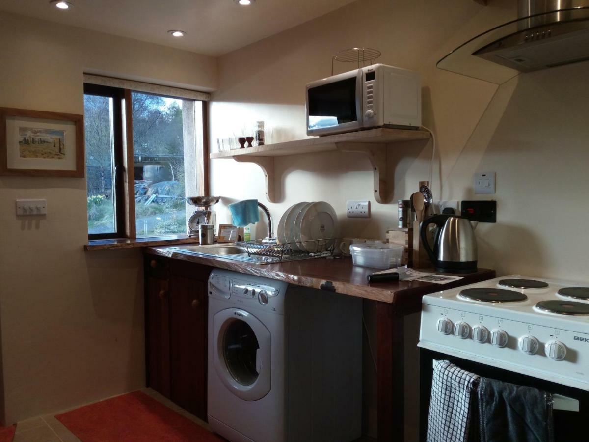 Hotel Sunrise House Inverfarigaig Esterno foto