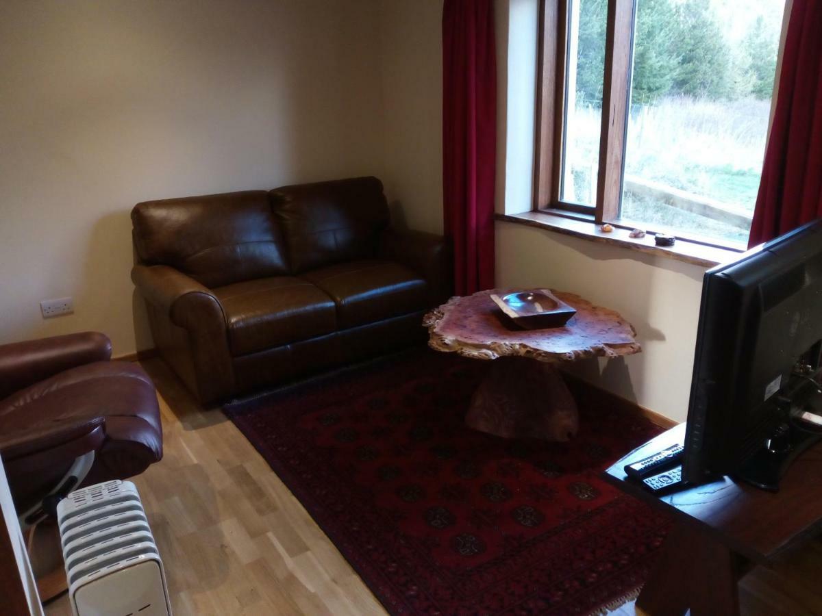 Hotel Sunrise House Inverfarigaig Esterno foto