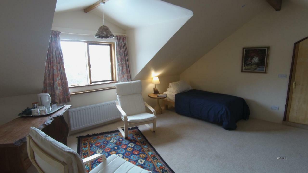 Hotel Sunrise House Inverfarigaig Esterno foto